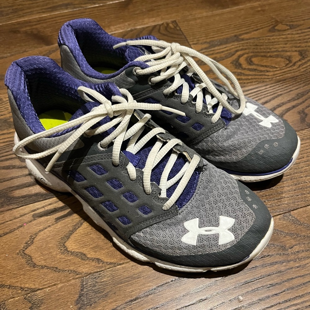 Under armour running shoes. Size 7.5
